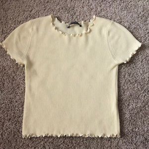 Brandy Melville Lettuce Hem Crop Top